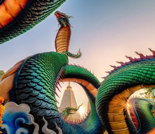 วัดภูมโนรมย์ มุกดาหาร วัดพญานาค สุดอลังการ